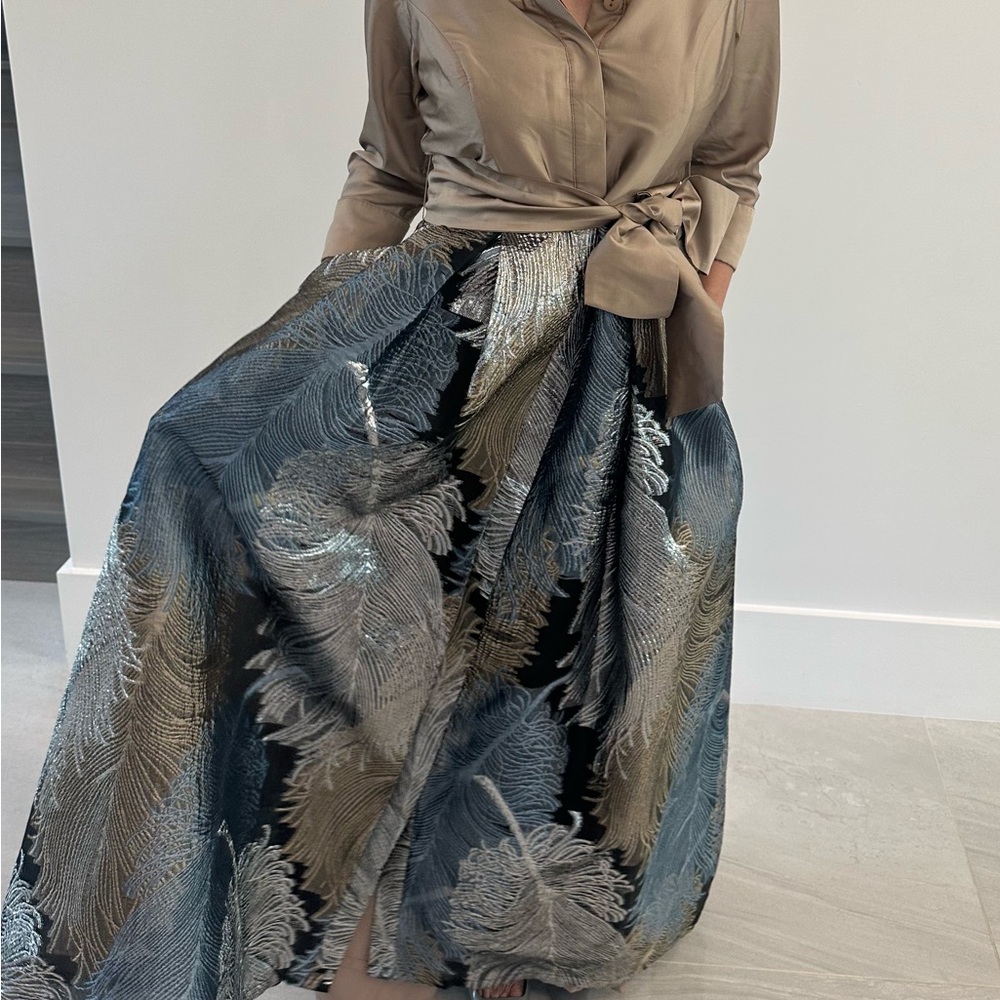 Taffeta Shirt Gown with feather pattern Elegant Blue and ( Bronze)Print dress